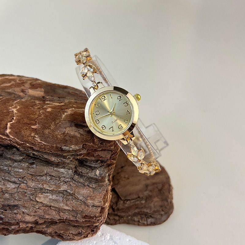 Vintage Fashion Niche Luxury Quartz Watch With Rhinestones
