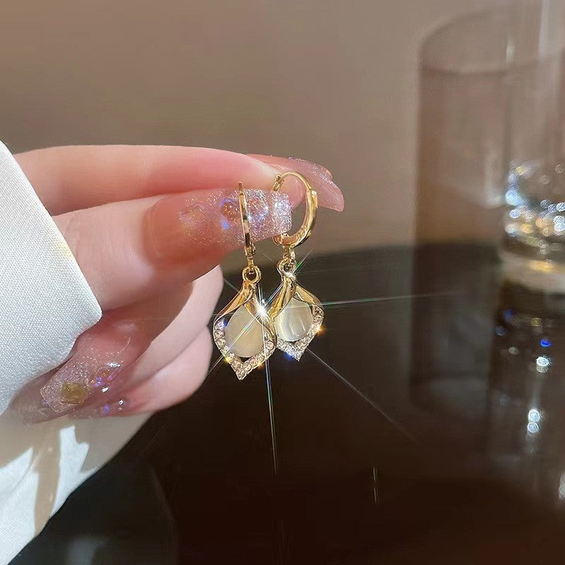 Angel Eyes Earring Buckle Light Luxury And Senior Sense