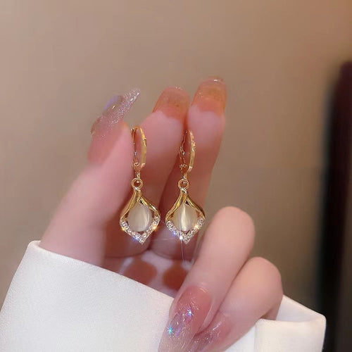 Angel Eyes Earring Buckle Light Luxury And Senior Sense